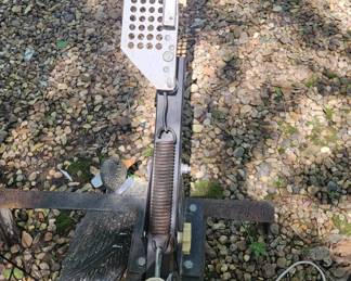 Skeet Thrower