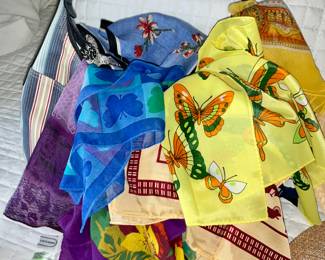 Women's Silk scarves 
