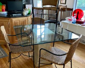 Glass Kitchen table, w/ 4 chairs, 