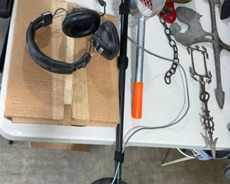 Metal detector, Proscan 800, sand sifter and headphones 