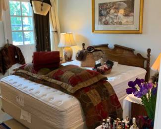 Queen Bedroom set,  Bedspreads, 