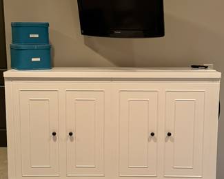 Queen Solid Wood Mobile Murphy Bed