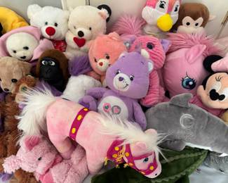 Stuffed animals - build a bear and more 