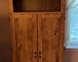 Wooden Computer Hutch