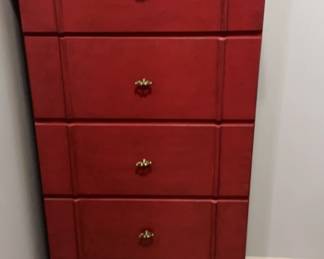 5 Drawer Small Dresser