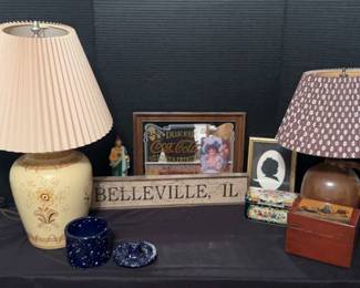 Vintage Lamps And Decor