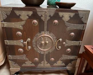 Chinese small chest
