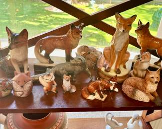 Many darling fox collectibles