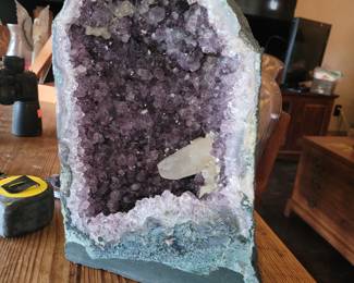 Amethyst geode