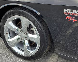2014 Dodge CHALLENGER R/T VIN: 2c3cdybt1eh115673 Miles: 125,152 Engine: 5.7 LITER Color: BLACK 2014 DODGE RT CHALLENGER HEMI 5.7 LITER V8 COUPE, 6 SPEED MANUAL, 20in RIMS, CAR IS IN GOOD RUNNING CONDITION, A/C COLD, TIRES GOOD CONDITION, LEATHER INTERIOR, REAR SPOILER, RACING STRIPES, LEFT & RIGHT HOOD SCOOPS