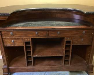 THOMASVILLE FURNITURE ERNEST HEMINGWAY EDITION TROPHY HOME BAR, SAFARI ANIMAL MOUNTS, LIBATIONS CABINET & DRAWERS, CURVED FOOT STAND BAR, NO SHIPPING PICKUP ONLY