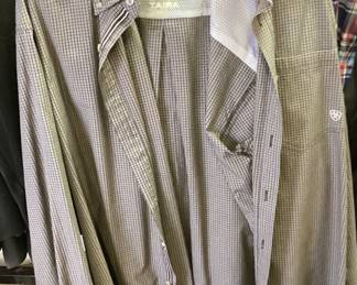 ASSORTED MENS CLOTHES, RALPH LAUREN POLO, LEVI, ARIAT, CLEAR WATER OUTFITTERS, ROUND TREE & YORKE GOLD LABEL, JOHNSTON & MURPHY