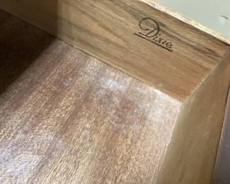 DIXIE FURNITURE MAPLE DRESSER NO SHIPPING PICKUP ONLY