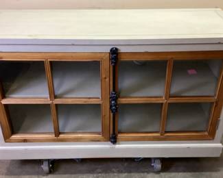 PIER 1 CREMONE MEDIA CONSOLE NO SHIPPING PICKUP ONLY