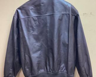 RARE JOE CAMEL BOMBER LEATHER JACKET RJR XL VINTAGE LEATHER JOE CAMEL BOMBER JACKET BY AMERICAN BORN. VERY GOOD CONDITION