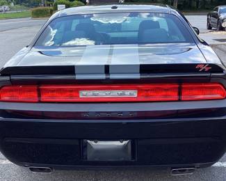 2014 Dodge CHALLENGER R/T VIN: 2c3cdybt1eh115673 Miles: 125,152 Engine: 5.7 LITER Color: BLACK 2014 DODGE RT CHALLENGER HEMI 5.7 LITER V8 COUPE, 6 SPEED MANUAL, 20in RIMS, CAR IS IN GOOD RUNNING CONDITION, A/C COLD, TIRES GOOD CONDITION, LEATHER INTERIOR, REAR SPOILER, RACING STRIPES, LEFT & RIGHT HOOD SCOOPS