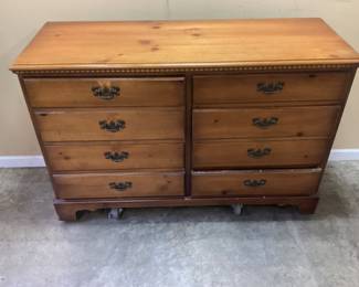 DIXIE FURNITURE MAPLE DRESSER NO SHIPPING PICKUP ONLY