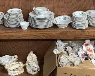 CHOICE SHELF LOT ASSORTED COLLECTIBLES, VTG. .45 RECORDS, POTTERY, ALBUMS, FIGURINES