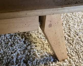  CONTEMPORARY MEDIA CONSOLE LEG NEEDS TO BE SCREWED BACK IN NO SHIPPING PICKUP ONLY