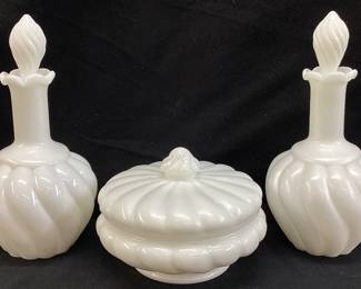1954-56 FENTON SWIRL 3 PIECE VANITY SET