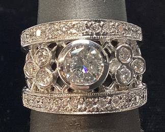 14KT WHITE GOLD DIAMOND RING, SIZE 5, 1.00ct TOTAL DIAMONDS, 9.7g TOTAL WEIGHT, GGA APPRAISAL $10,270.00