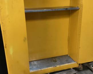 EAGLE FLAMMABLE FIRE SAFETY 2 DOOR CABINET No shipping Pickup only