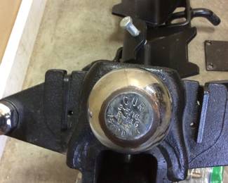 CURT 10000LBS SWAY CONTROL HITCH KIT Fits: 2" x 2" trailer hitch receivers rated for use with weight distribution systems Tongue weight: 800 lbs - 1,000 lbs Maximum gross towing weight: 10,000 lbs Ball size: 2-5/16" Lift bracket positioning: about 30" back from center of coupler Maximum rise: 6" from top of hitch receiver opening Maximum drop: 2-1/2" from top of hitch receiver opening Sway control attachment point: 24" back from center of coupler