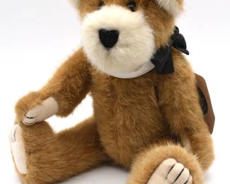 Boyd's Bear "Cambridge Q. Bearrister"