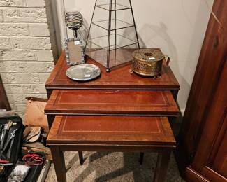 Nesting Tables