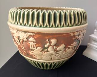 Roseville “Donatello” jardiniere ( as is)