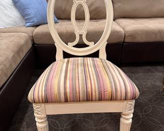 Vintage side chair