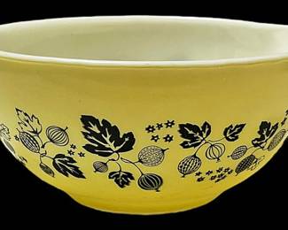 Pyrex Cinderella Mixing Bowl