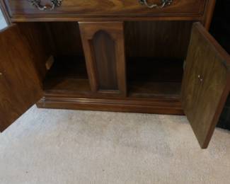 inside  of  Bernhardt  server