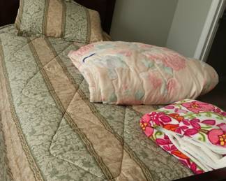 other  twin  bed  and spreads