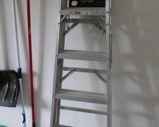ladder 