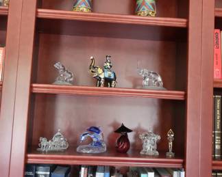 decor  and  books
