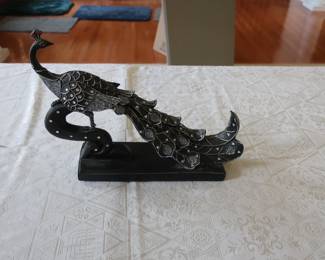 peacock  statue