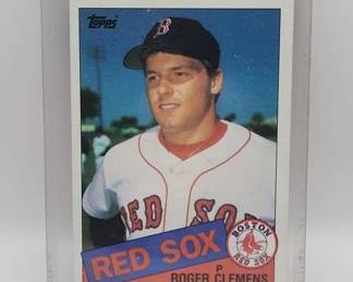 1985 TOPPS ROGER CLEMENS ROOKIE. VERY NICE CARD