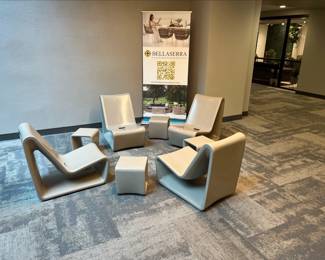 Tupelo outdoor loop chairs and side tables 