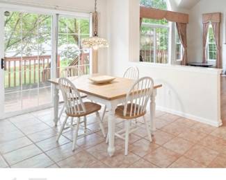Country Style Kitchen Table for 6
Extends.
