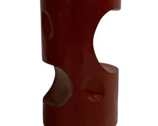 1599 - Wildwood Carver Pedestal 29.5 x 16 scratched