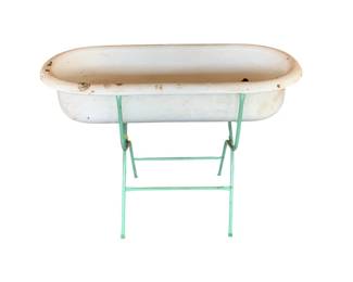 5117 - Metal Tub on Stand 29 x 38 x 17