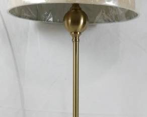 96x - Wildwood Brass Buffet Lamp 38" You are buying a used as-is electric/electronic item. We do not guarantee all components are present, and if it is not expressly stated, it is untested.