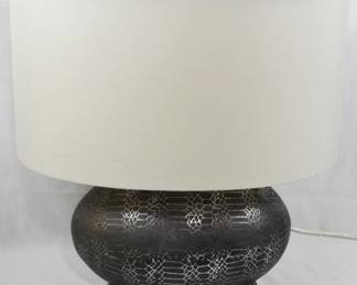 752 - Decorative Table Lamp 20" You are buying an as-is electric/electronic item. We do not guarantee all components are present, and if it is not expressly stated, it is untested