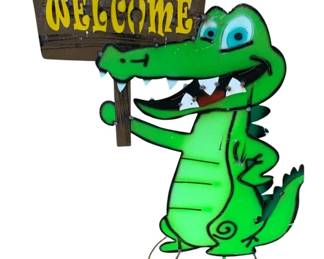 5120 - Metal Gator Welcome Garden Decor 44 x 35