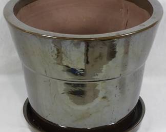 940 - Decorative Planter 13x15"