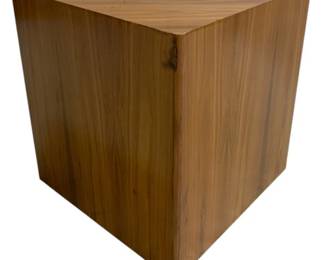 827 - Elk Home Triangle Stand 11.5 x 12