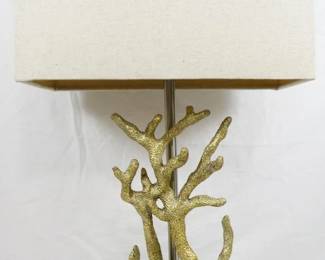 271x - Table Lamp 26" You are buying a used as-is electric/electronic item. We do not guarantee all components are present, and if it is not expressly stated, it is untested.