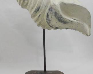 297x - Seashell Figure 15"