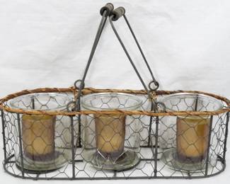 256x - Candleholder Basket 9x14x5 one insert cracked